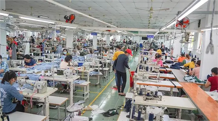 Hotels and restaurants with commercial kitchens